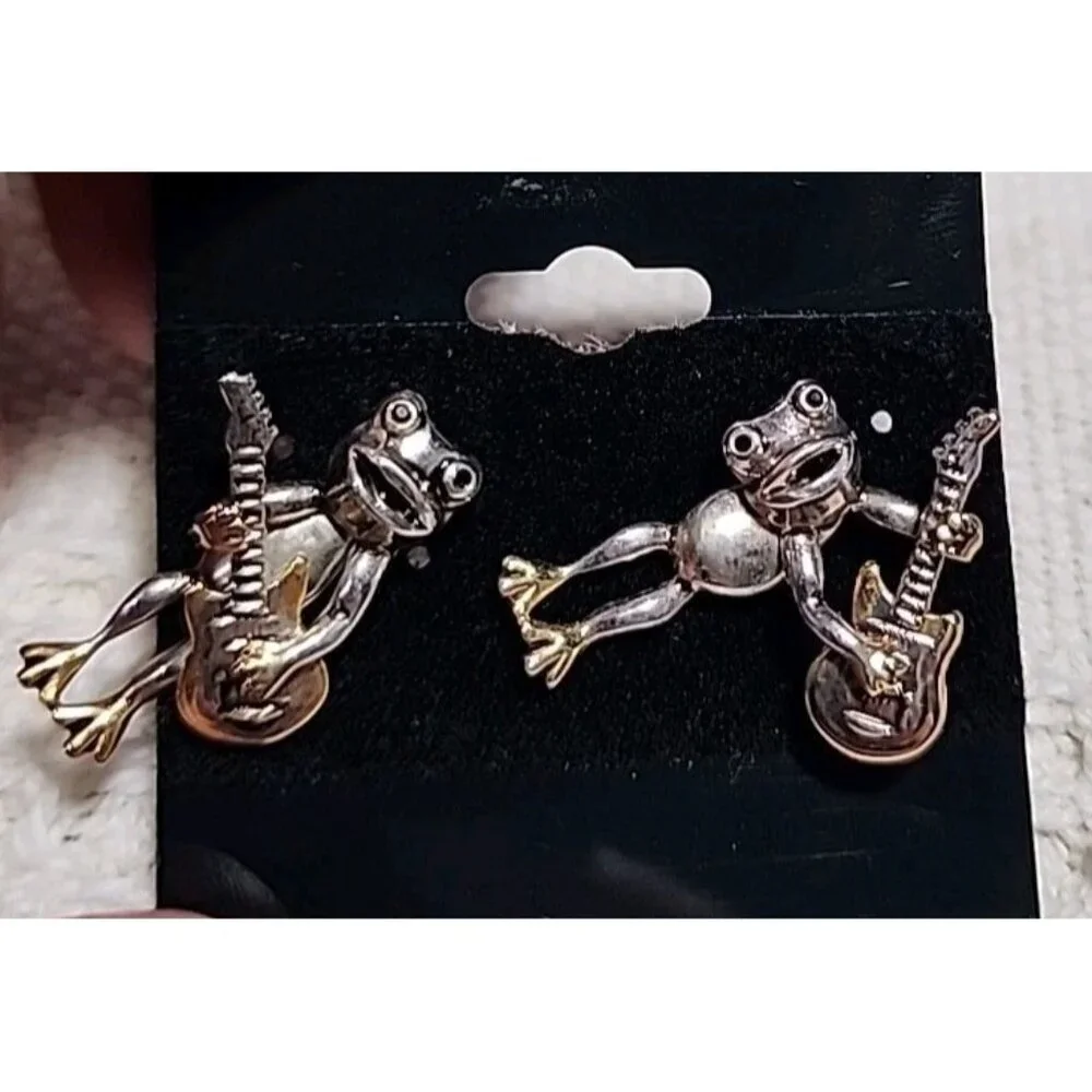 Novelty Articulated Earrings Frog Playing Guitar Silver Gold Toned Post Pierced